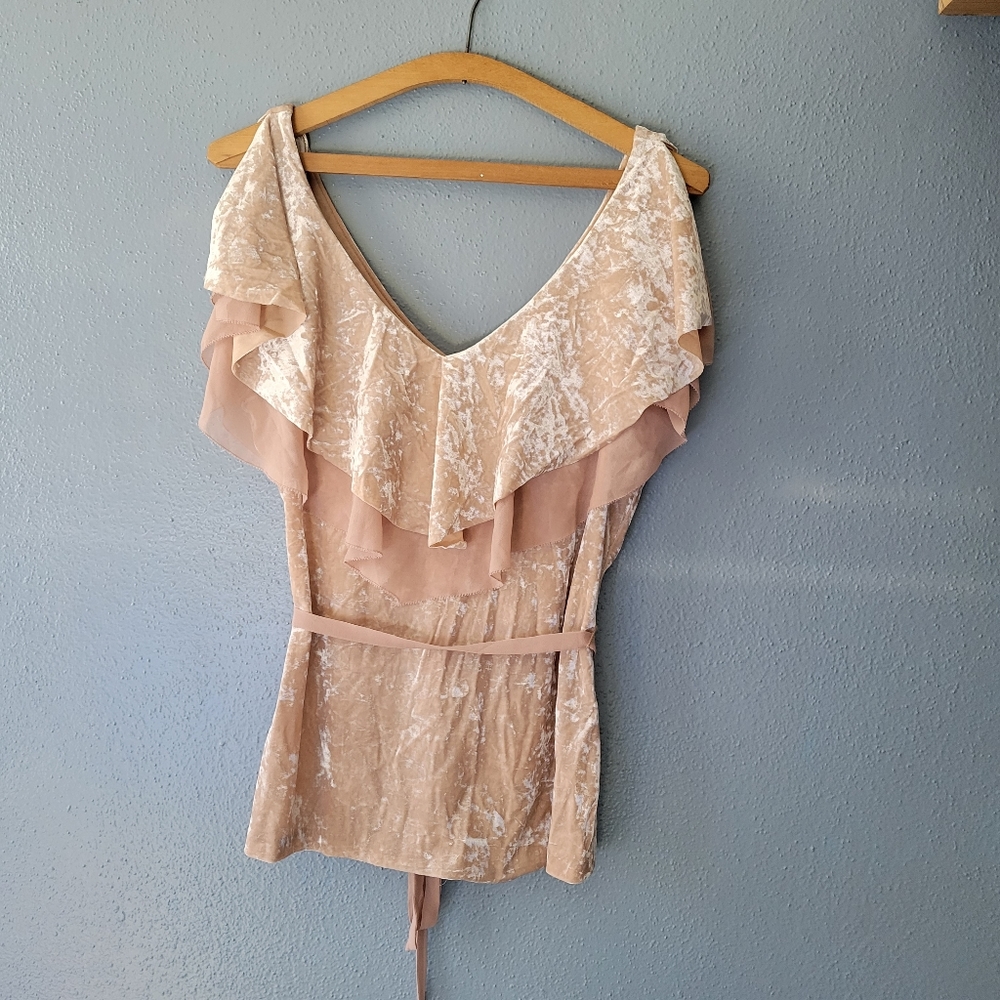 White House black Market Ruffle top. pink crushed velvet Tie belt